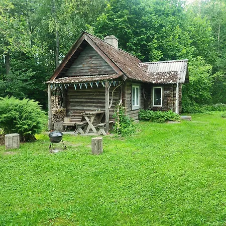 PärispeaTiny Cozy House别墅 外观 照片